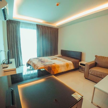 Club Royal Suites Pattaya Dış mekan fotoğraf