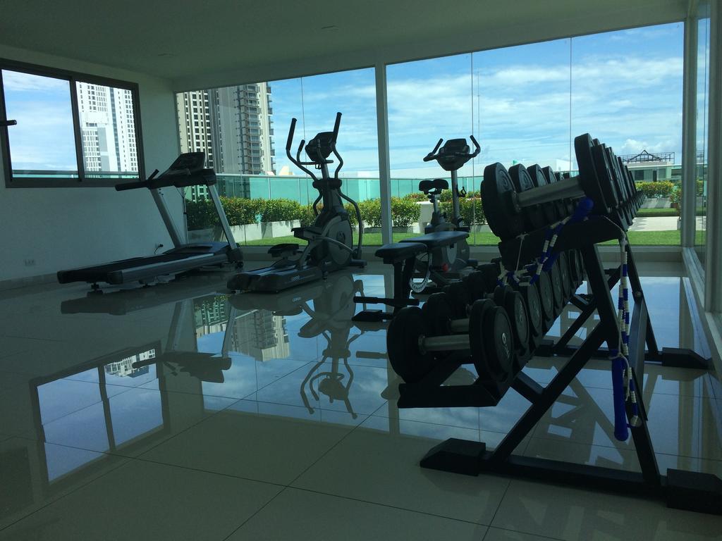 Club Royal Suites Pattaya Dış mekan fotoğraf