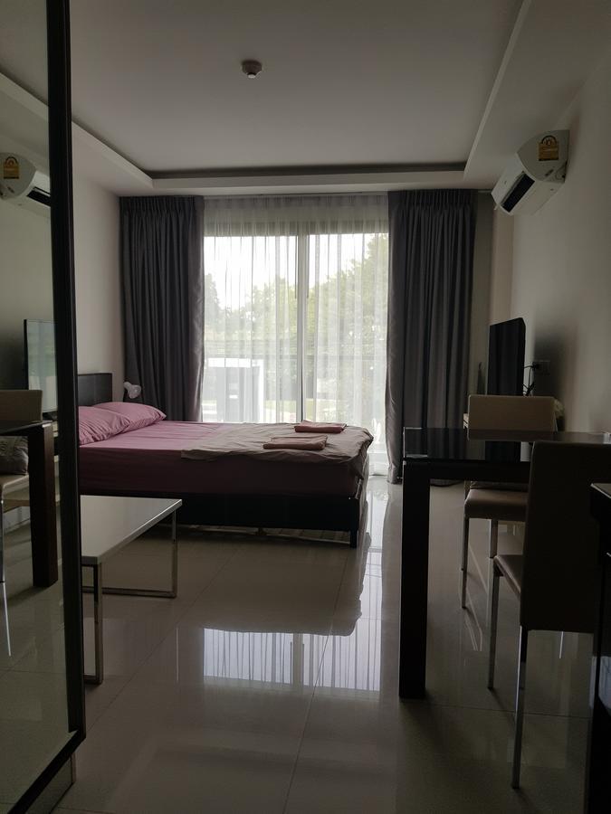 Club Royal Suites Pattaya Dış mekan fotoğraf