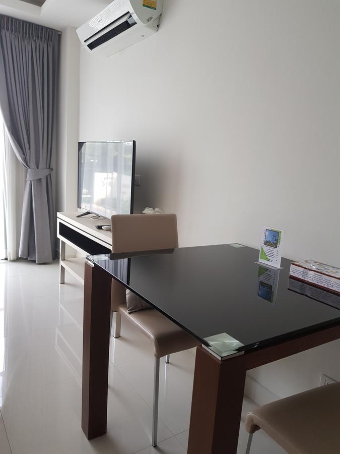 Club Royal Suites Pattaya Dış mekan fotoğraf