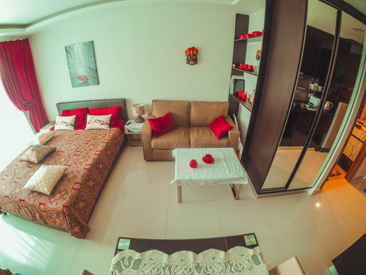 Club Royal Suites Pattaya Dış mekan fotoğraf