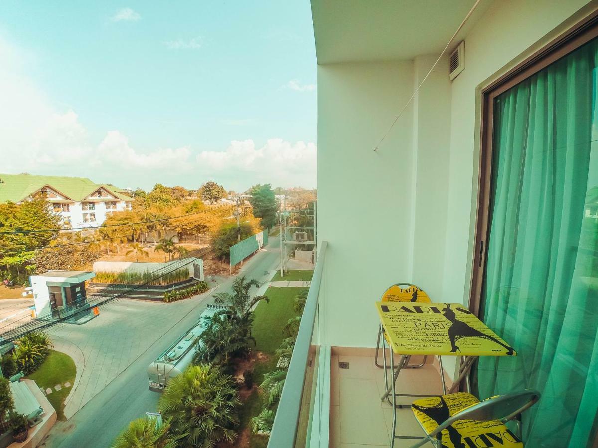 Club Royal Suites Pattaya Dış mekan fotoğraf