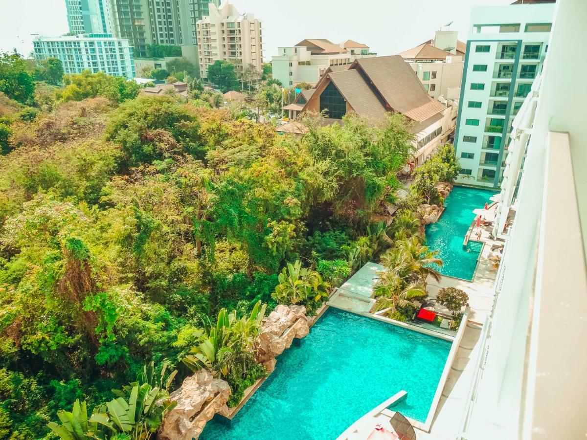 Club Royal Suites Pattaya Dış mekan fotoğraf